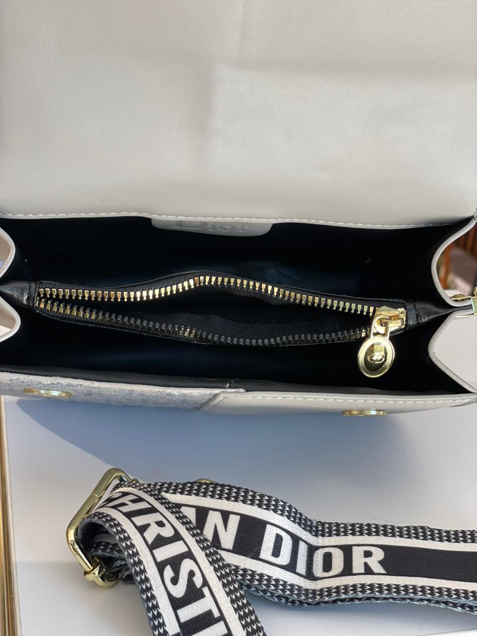 Dior Montaigne Bag