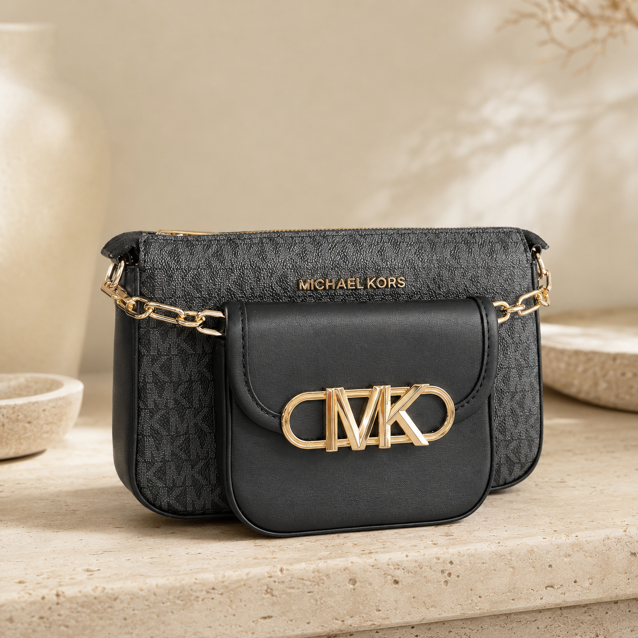 Michael Kors 2-in-1 Signature Logo Crossbody Bag