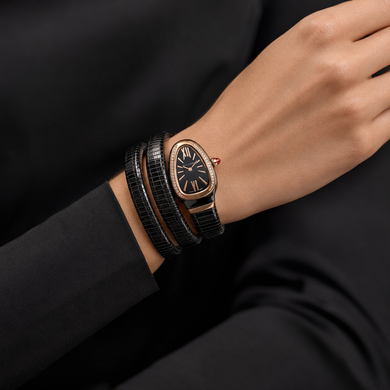 Bvlgari Serpenti Tubogas-Style Watch – 35mm